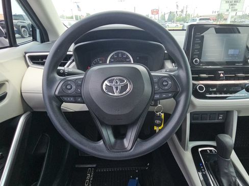 Certified 2022 Toyota Corolla Cross L AWD/4WD image 10