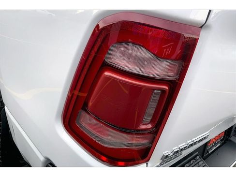 Used 2023 RAM 1500 Laramie AWD/4WD image 30