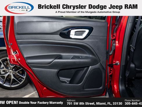 New 2026 Jeep Compass Latitude image 11