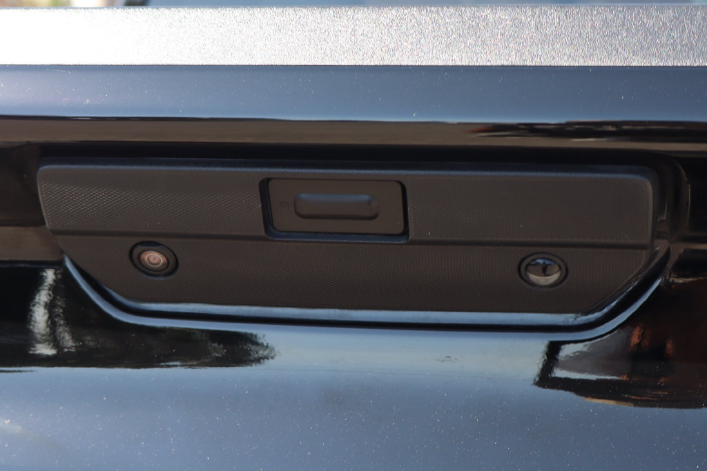Used 2022 Chevrolet Silverado 1500 LT Trail Boss AWD/4WD image 52
