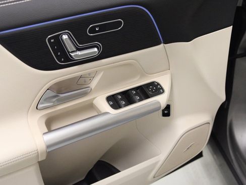 Certified 2025 Mercedes-Benz GLA 250 GLA 250 image 22