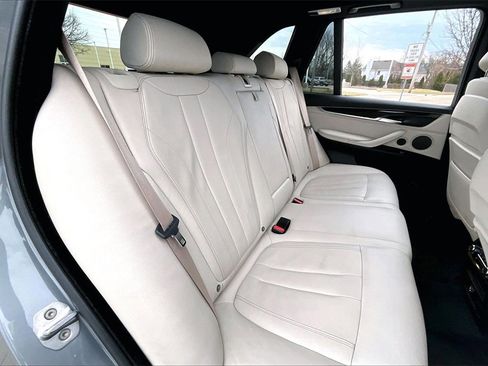 Used 2018 BMW X5 xDrive40e image 30