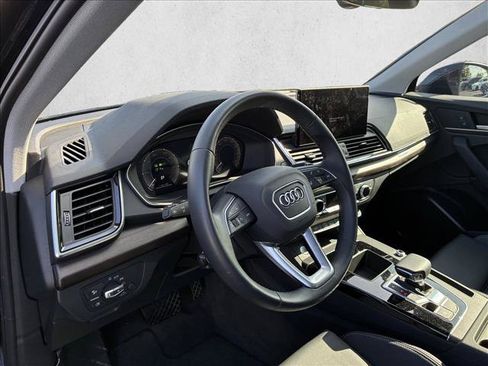 Used 2024 Audi Q5 e Premium w/ Convenience Package AWD/4WD image 10