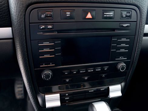 Used 2009 Porsche Cayenne AWD/4WD image 7