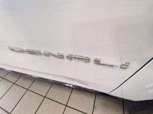 Used 2026 GMC Yukon XL Denali Ultimate image 31