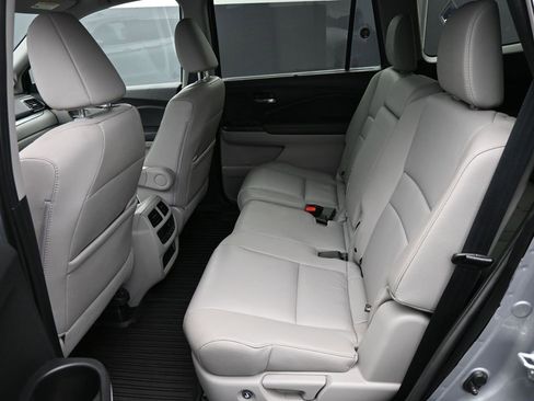 Used 2022 Honda Pilot EX-L image 12