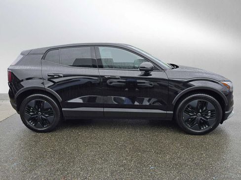 New 2026 Volvo EX30 Cross Country Ultra image 2