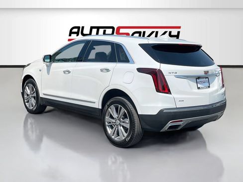 Used 2024 Cadillac XT5 Premium Luxury w/ LPO, Floor Liner Package AWD/4WD image 5