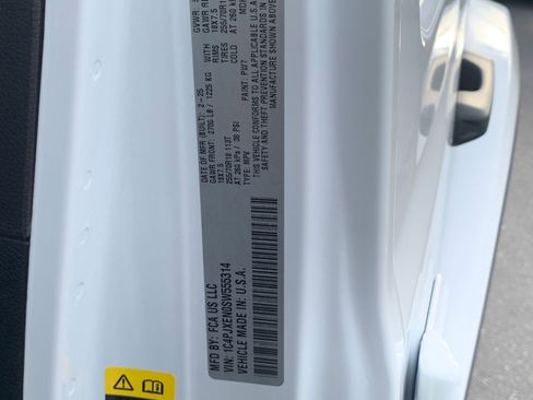 Used 2025 Jeep Wrangler Sahara image 28