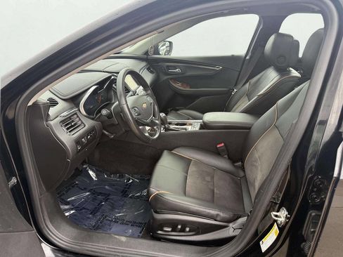 Used 2014 Chevrolet Impala LT image 10