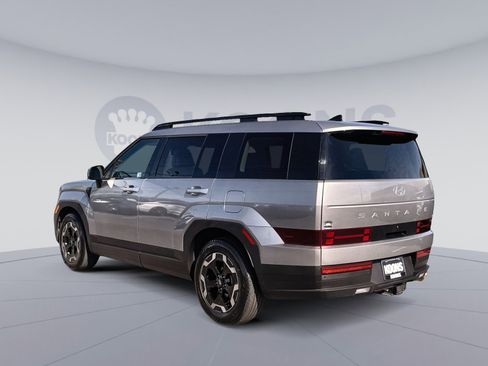 Used 2025 Hyundai Santa Fe SEL image 4