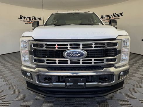Used 2025 Ford F350 XLT w/ FX4 Off-Road Package AWD/4WD image 4