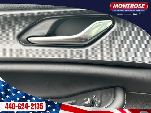 New 2025 Jeep Grand Cherokee image 10