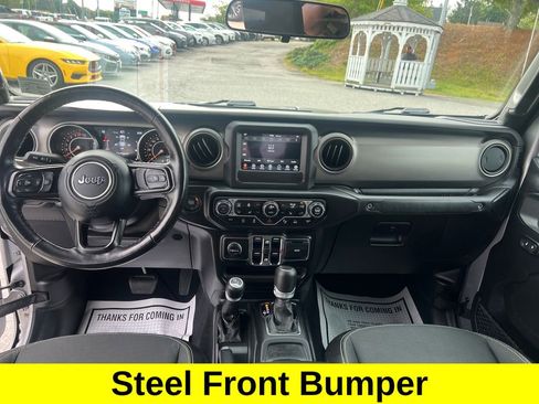 Used 2021 Jeep Gladiator Sport image 13