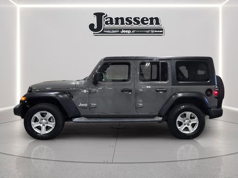 Used 2019 Jeep Wrangler Unlimited Sport S image 2