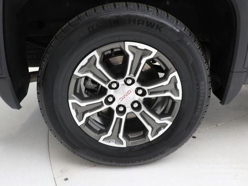 Used 2025 GMC Sierra 1500 SLT AWD/4WD image 10
