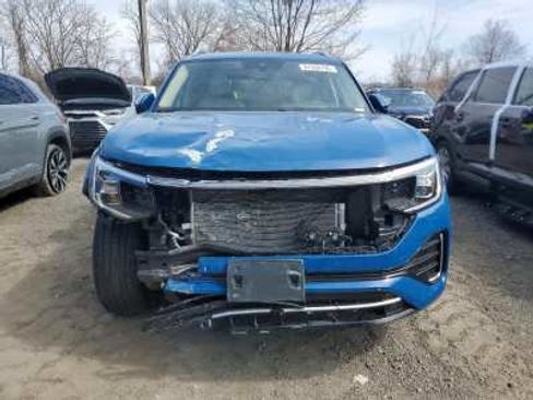 Used 2025 Volkswagen Atlas SEL Premium R-Line AWD/4WD image 2