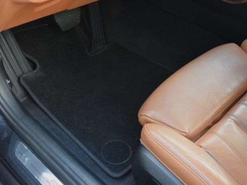 Used 2017 BMW 530i xDrive image 25