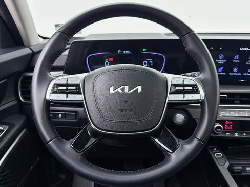 Used 2024 Kia Telluride S w/ S Sunroof Package FWD image 19