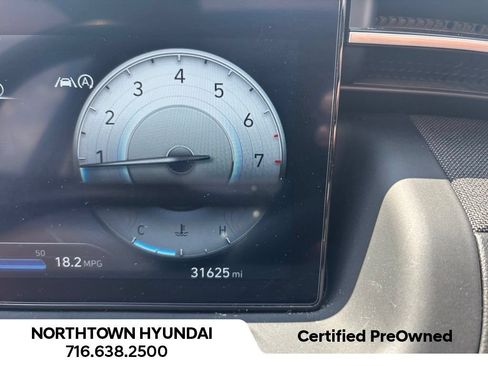 Certified 2023 Hyundai Tucson Limited AWD/4WD image 18
