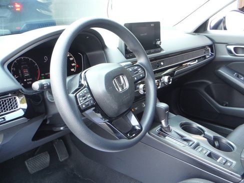 Used 2023 Honda Civic LX image 10