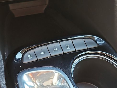Certified 2023 Buick Encore GX Preferred w/ Cold Weather Comfort Package AWD/4WD image 24