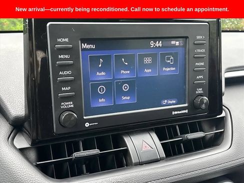 Used 2022 Toyota RAV4 LE AWD/4WD image 18