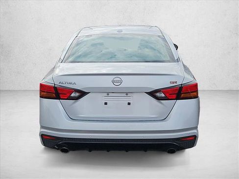 Used 2023 Nissan Altima 2.5 SR image 7