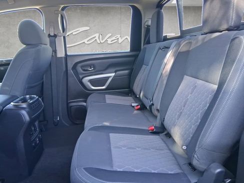 Used 2024 Nissan Titan SV w/ SV Convenience Package image 22