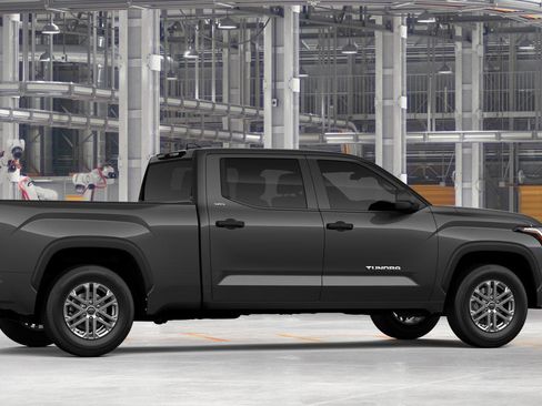 New 2026 Toyota Tundra SR5 image 13