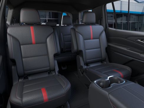 New 2026 Chevrolet Traverse RS w/ LPO, Floor Liner Package image 23