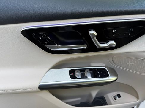 New 2026 Mercedes-Benz GLC 300 image 21