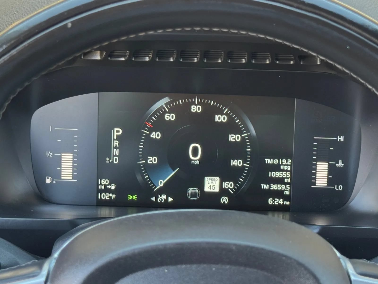 Used 2018 Volvo XC90 T5 Momentum w/ Convenience Package FWD image 30