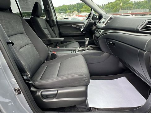 Used 2019 Honda Ridgeline Sport image 13