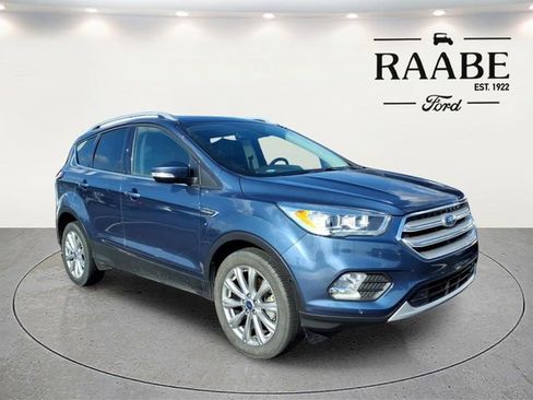 Used 2018 Ford Escape Titanium image 5