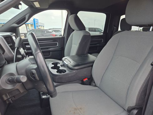 Used 2024 RAM 2500 Big Horn image 10