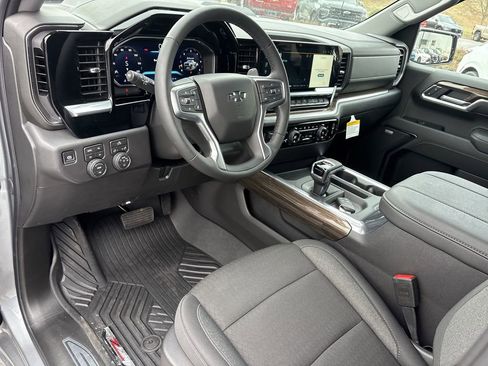 New 2026 Chevrolet Silverado 1500 LT Trail Boss w/ Convenience Package II image 12