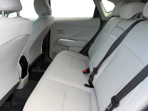 Used 2024 Hyundai Kona SEL AWD/4WD image 14