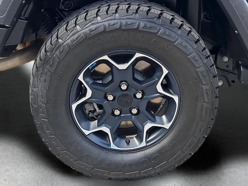 Used 2023 Jeep Wrangler Unlimited Rubicon 4xe w/ Cold Weather Group AWD/4WD image 8