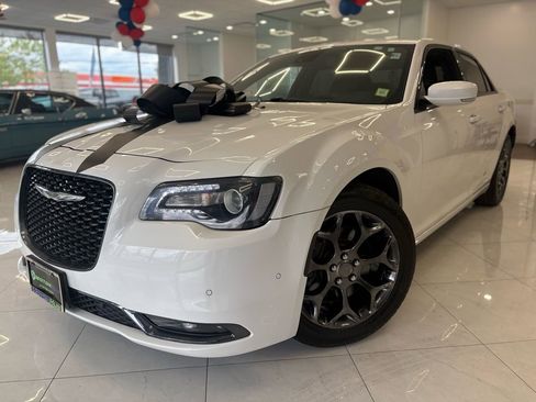 Used 2018 Chrysler 300 S w/ Safetytec Plus Group AWD/4WD image 1