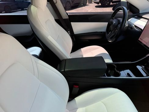 Used 2019 Tesla Model 3 Long Range RWD image 27