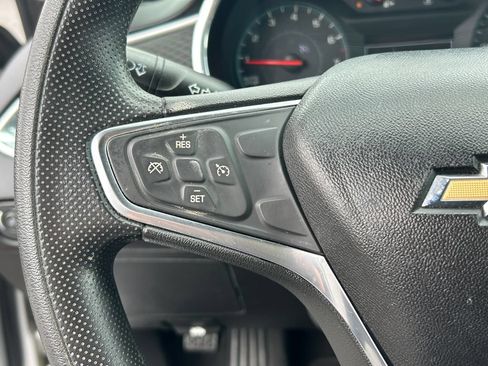 Used 2020 Chevrolet Malibu LT FWD image 21