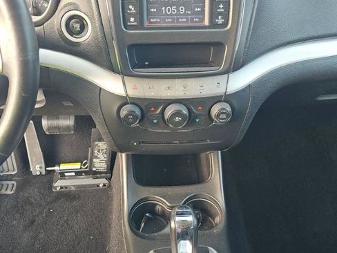 Used 2016 Dodge Journey SE w/ Flexible Seating Group FWD image 13