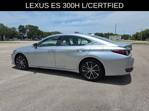 Used 2025 Lexus ES 300h w/ Premium Package FWD image 5