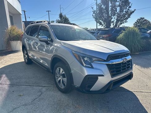 New 2025 Subaru Ascent Premium image 3