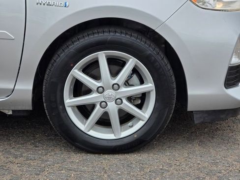 Used 2012 Toyota Prius C Three w/ Preferred Accessory Pkg #1 FWD image 8