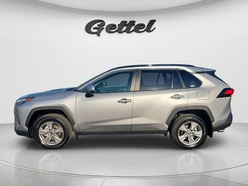 Used 2025 Toyota RAV4 XLE w/ Convenience Package FWD image 8