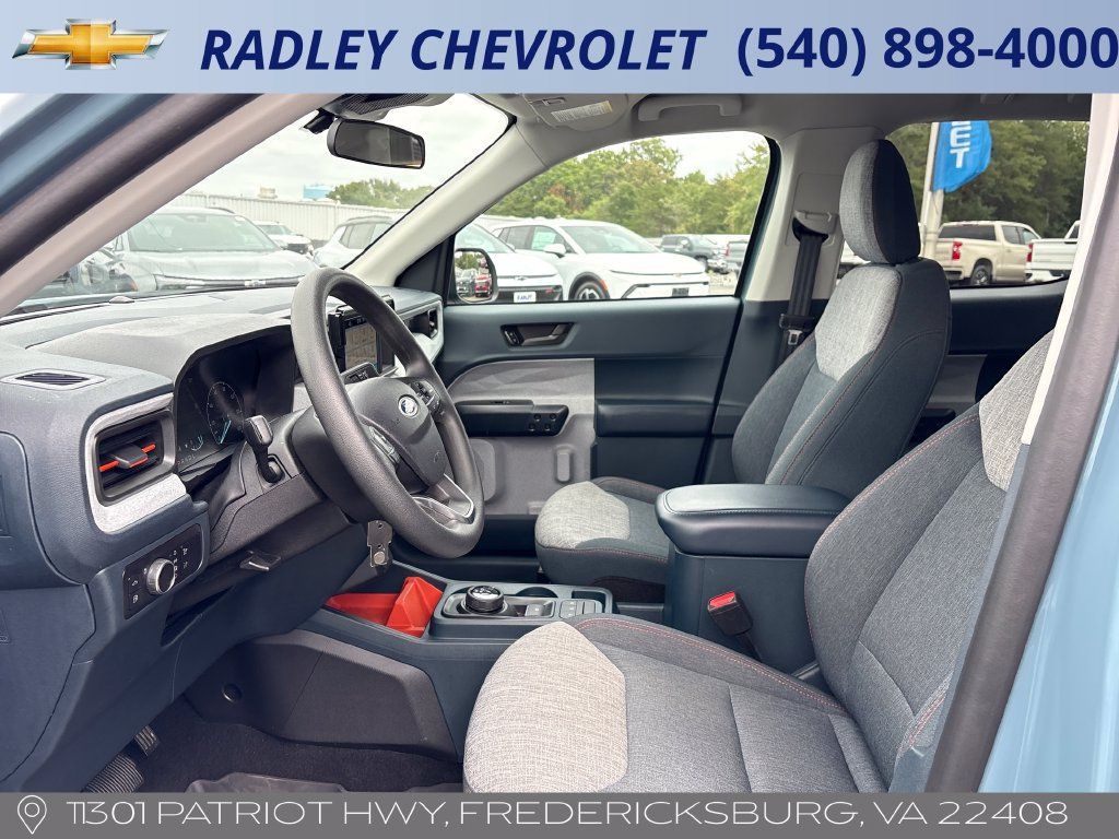 Used 2023 Ford Maverick XLT FWD image 3