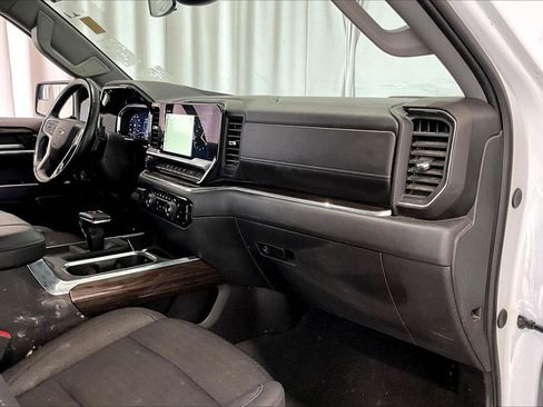 Used 2024 Chevrolet Silverado 1500 LT Trail Boss w/ Protection Package image 28