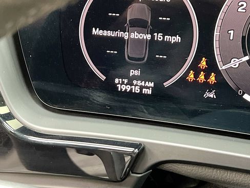 Certified 2024 Porsche Cayenne AWD/4WD image 13